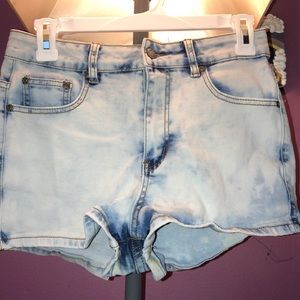 High Wasted Jean Shorts.